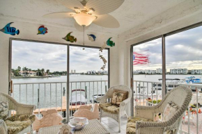 Colorful Bungalow with Pool Less Than 2 Mi to Upham Beach!
